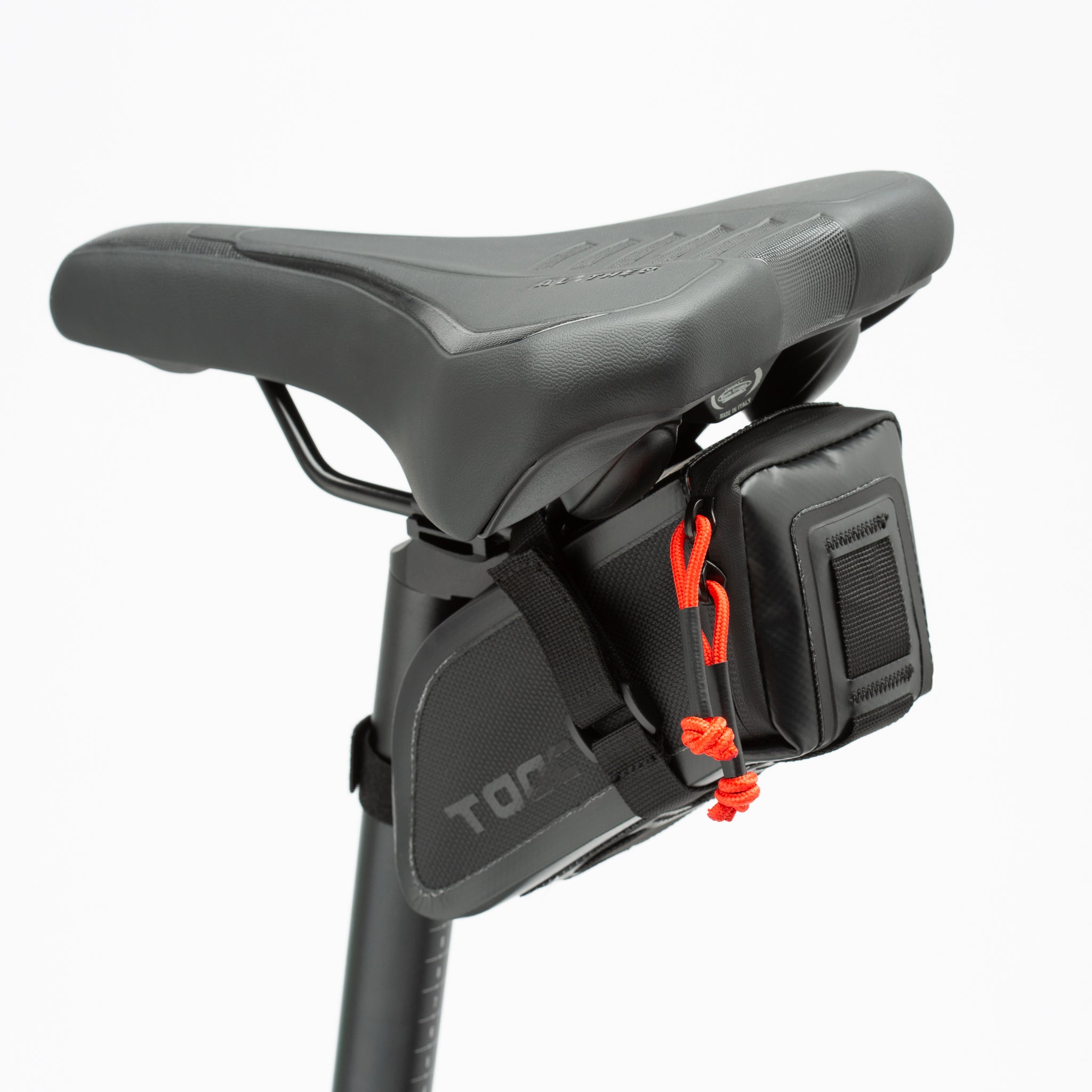 BOLSA DE SILLÍN 0,7L